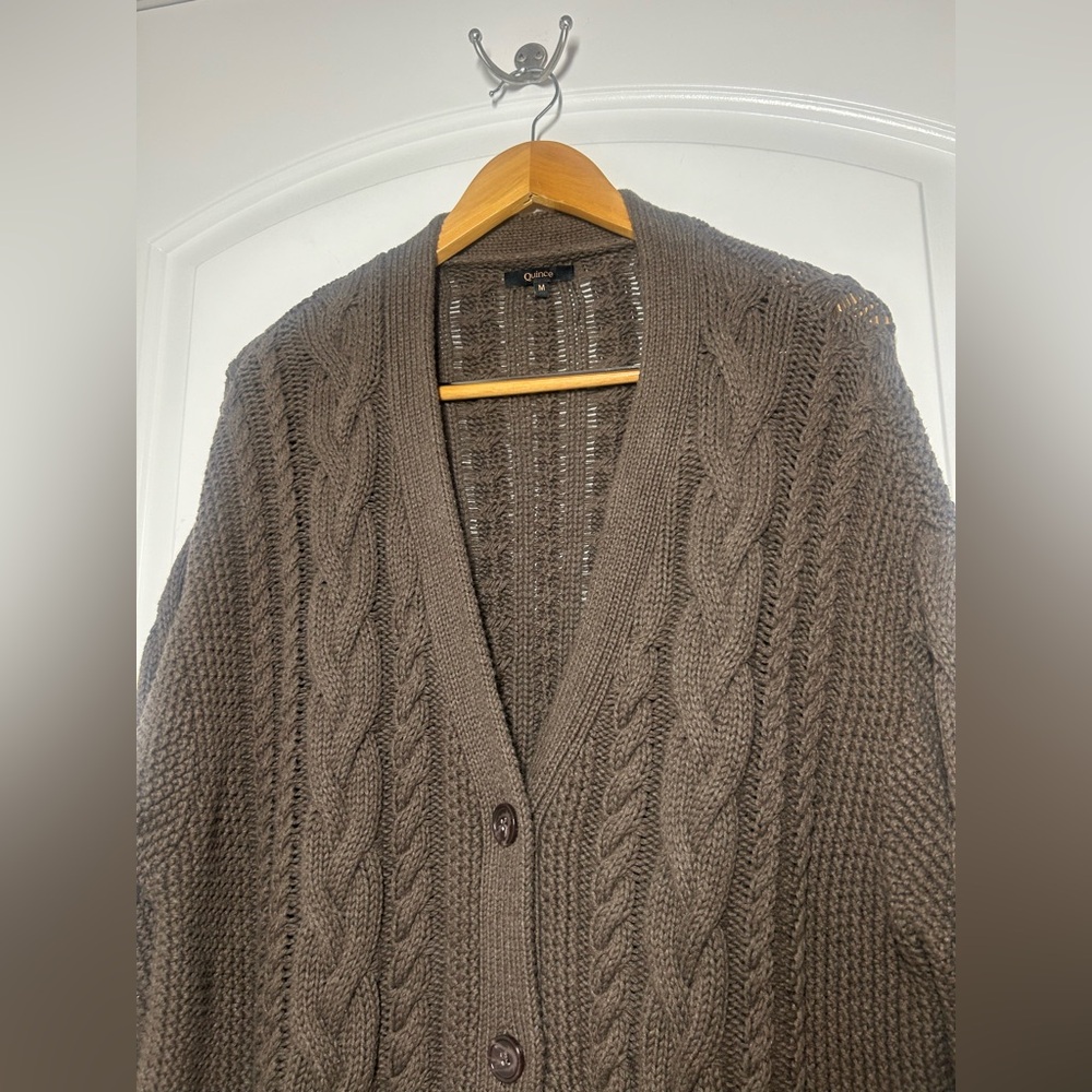 Quince Organic Cotton Oversized Cable Knit Cardigan Brown Size M 90s chic cozy - Picture 7 of 15